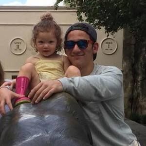 Meet your Posher, Holden